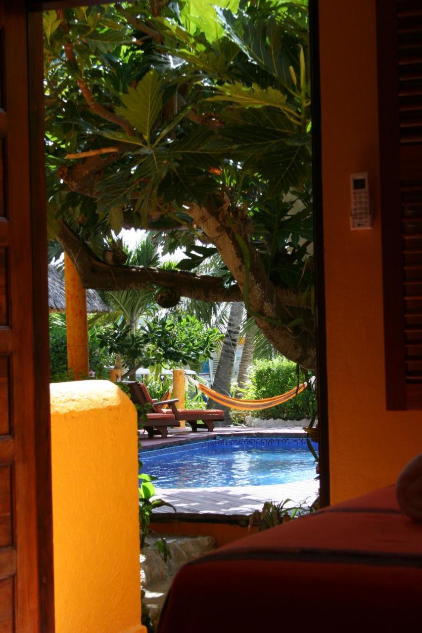 Seaside Cabanas Hotel Caye Corker Exteriér fotografie